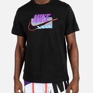 Men’s Nike NSW Brandmark Wildcard Tee